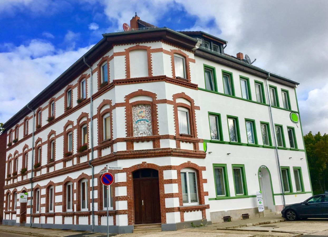 Pension Am Pollingpark Haus II デッサウ エクステリア 写真
