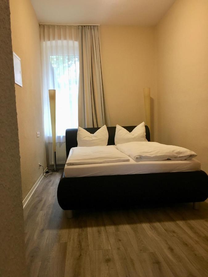 Pension Am Pollingpark Haus II デッサウ エクステリア 写真