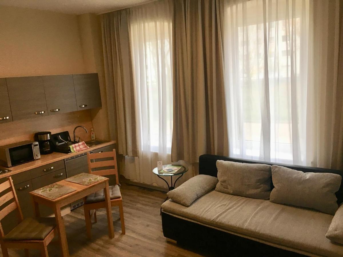 Pension Am Pollingpark Haus II デッサウ エクステリア 写真